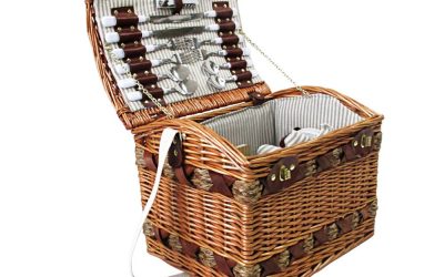 Picnic Basket 4 Person Wicker Deluxe With Blanket Style 2