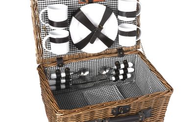 Picnic Basket 4 Person Wicker With Blanket Style 3